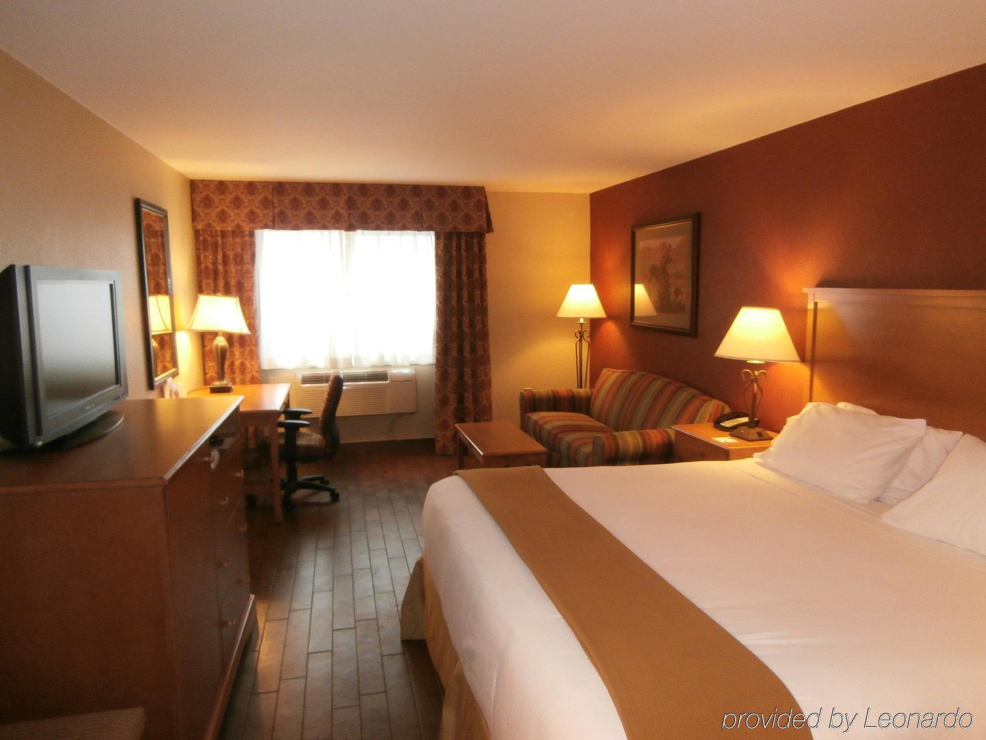 Holiday Inn Express Hotel & Suites Raton By Ihg Exteriér fotografie